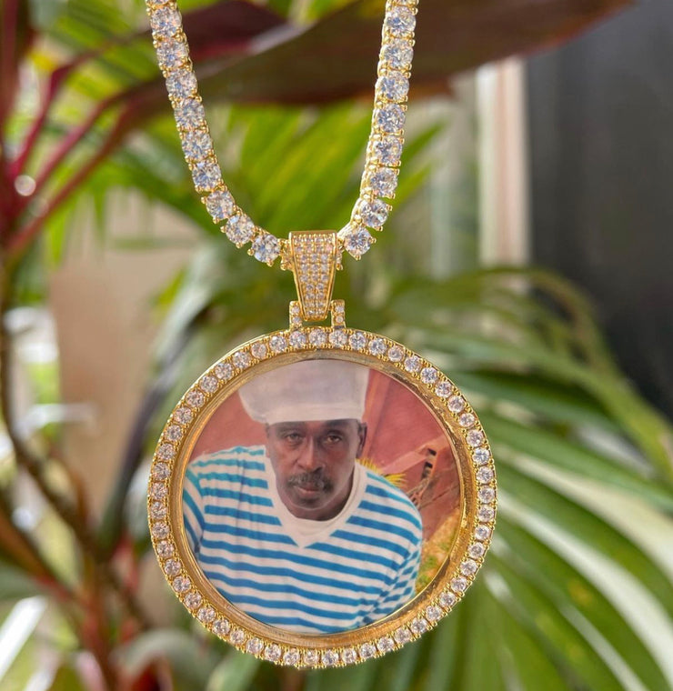 CLASSIC PHOTO NECKLACE
