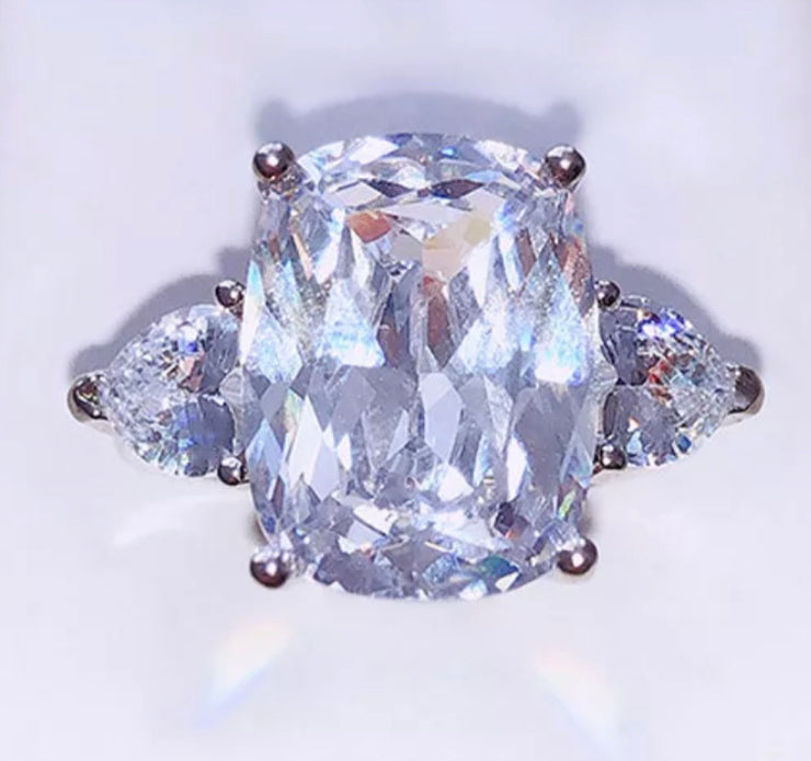MAGNIFICENT RING